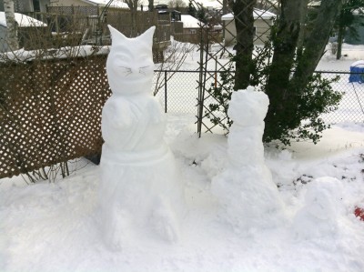 snow-kitty-1.jpg